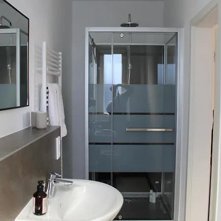 Gaestehaus Friedrichstrasse - Ruhiges Zimmer Mit Bad Paderborn Exterior photo