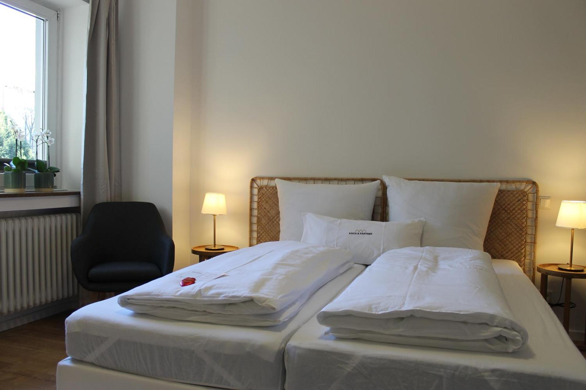 Gaestehaus Friedrichstrasse - Ruhiges Mit Bad Homestay