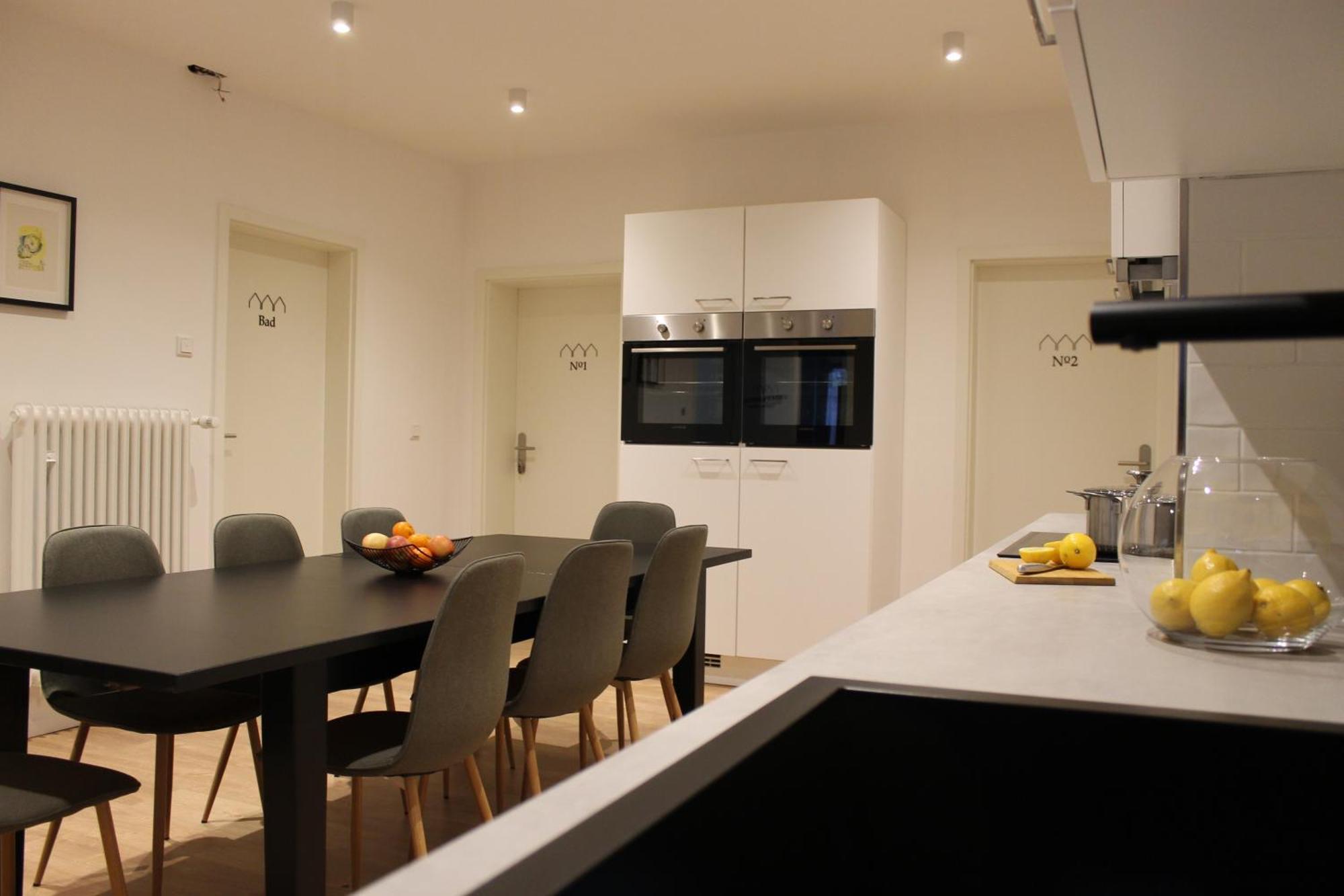 Gaestehaus Friedrichstrasse - Ruhiges Mit Bad Homestay *